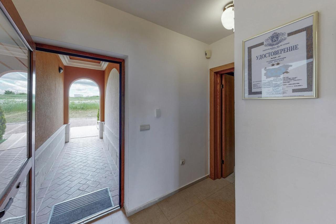 Lighthouse Luxe Estate Apart & Villas Baltschik Exterior foto